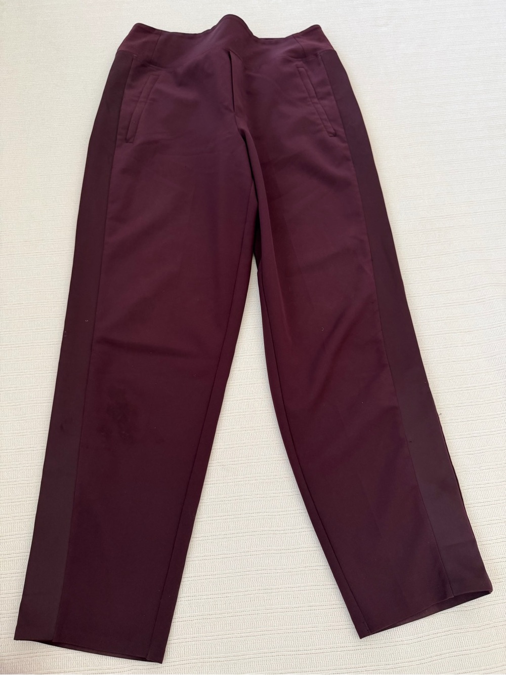 Athleta Endless High Rise Satin Side Stripe Pants Burgundy Size 8 BeS2
